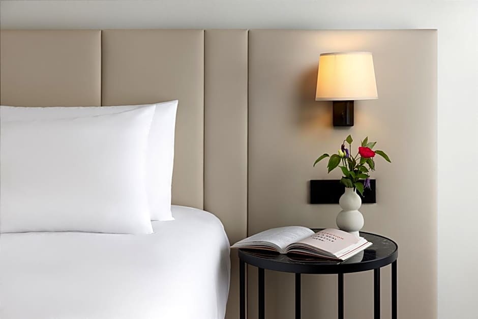 NH Arnhem Rijnhotel