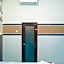 RedDoorz Syariah near Marvell City Mall 2