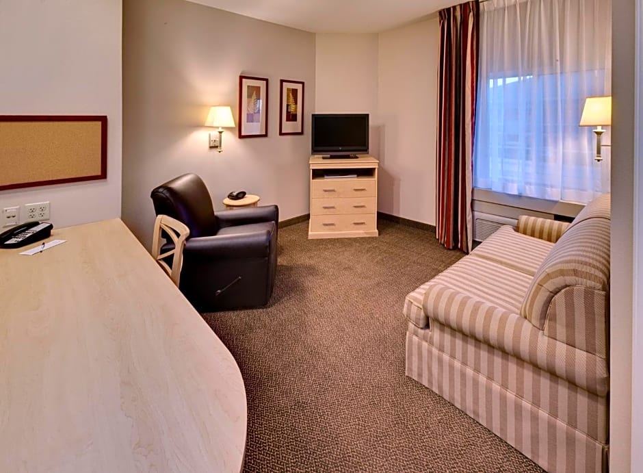 Candlewood Suites Peoria At Grand Prairie Hotel