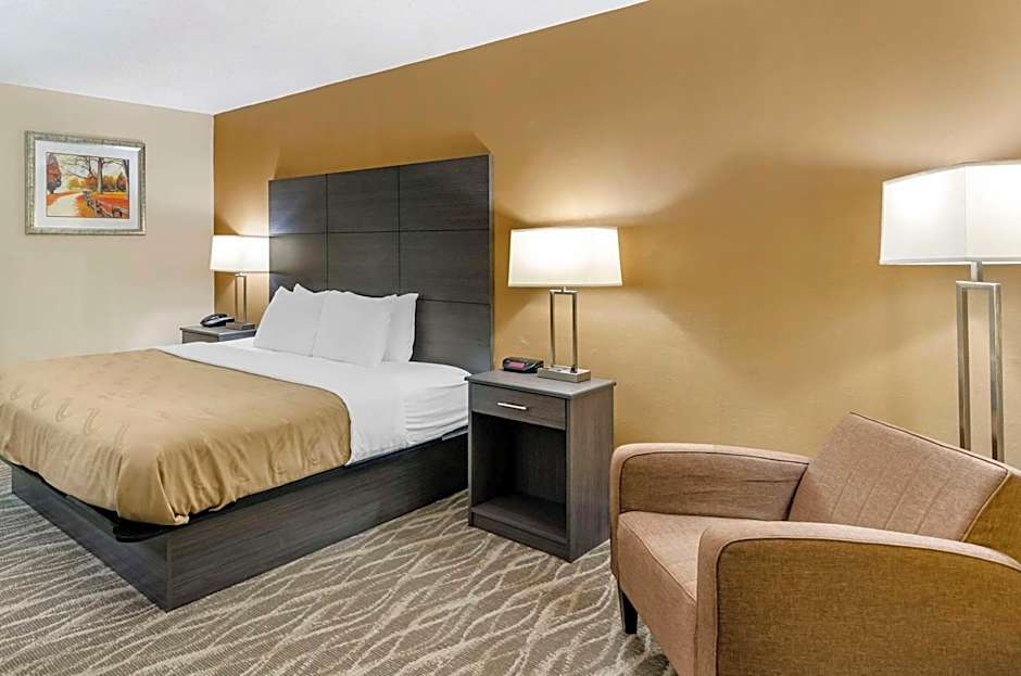 Quality Inn Hillsville