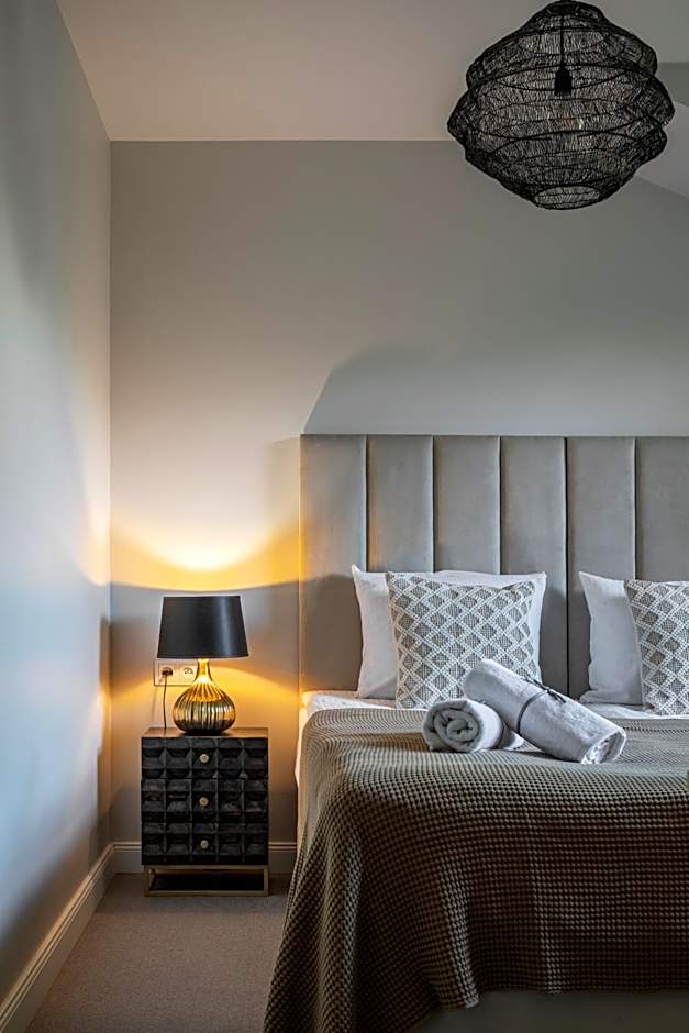 Rezydencja na Wzgórzu w zielonym sercu Łodzi przy Parku Krajobrazowym Ruda Wiilowa