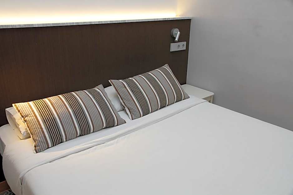 BCN Home Guest House