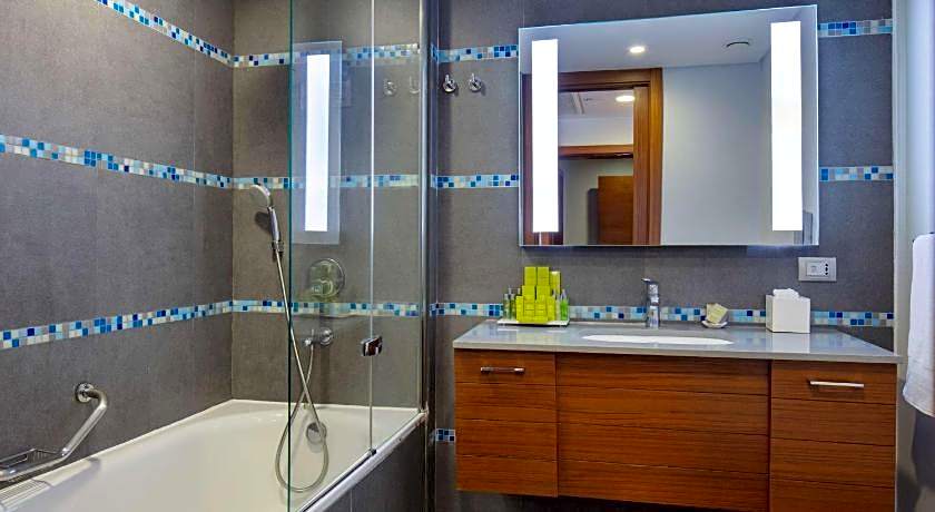 DoubleTree By Hilton Kusadasi