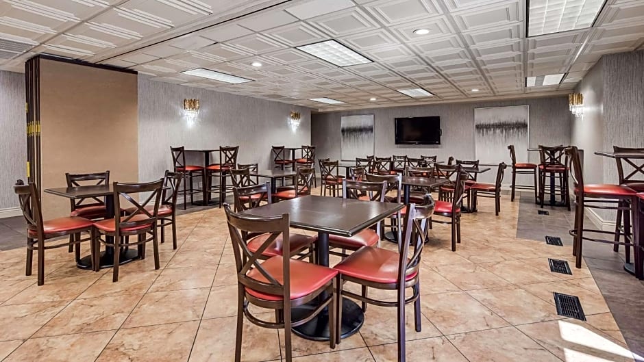 Best Western Plus Abbey Inn