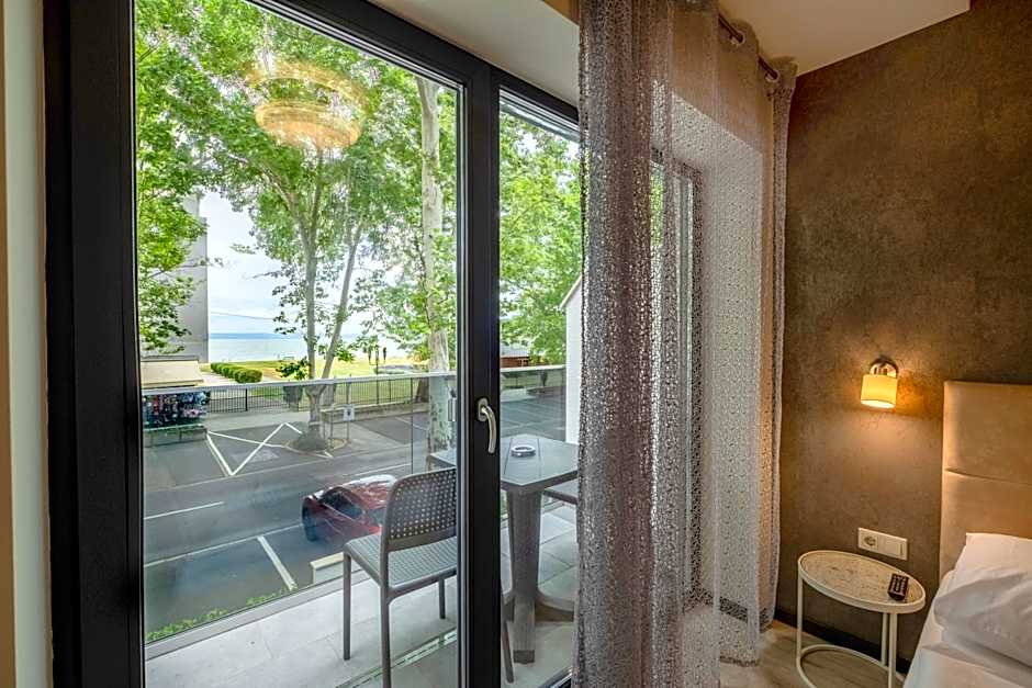 Trend Deluxe Siófok