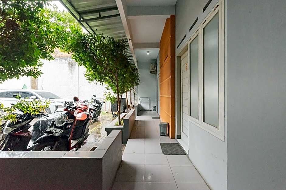 RedDoorz @ Merdeka Street Garut