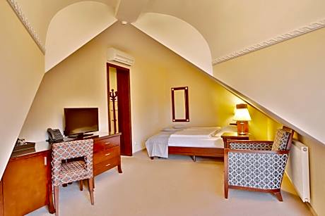Standard Room with Park View