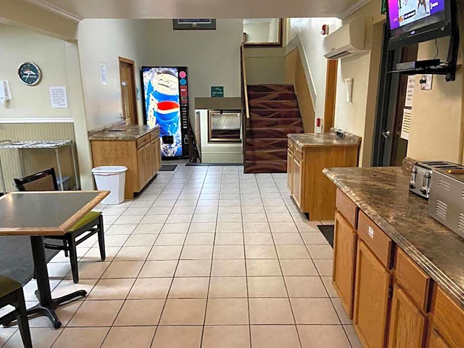 Adventure Inn - Glenwood Springs
