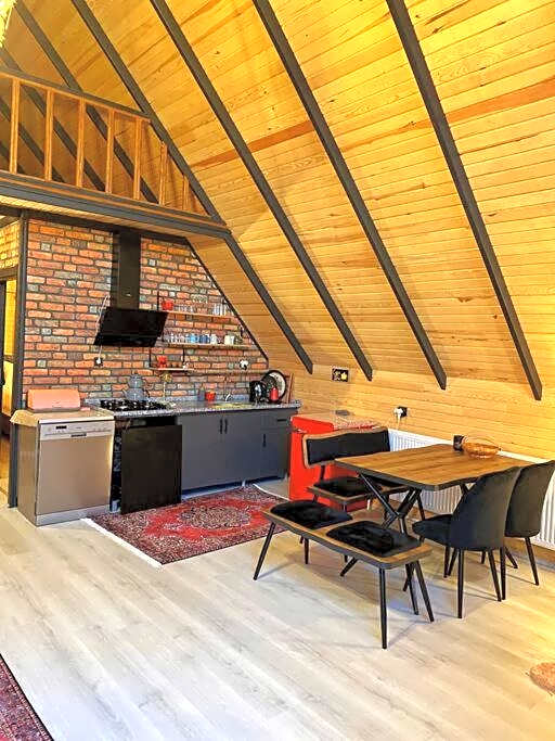 Maşukiye pink house bungalow