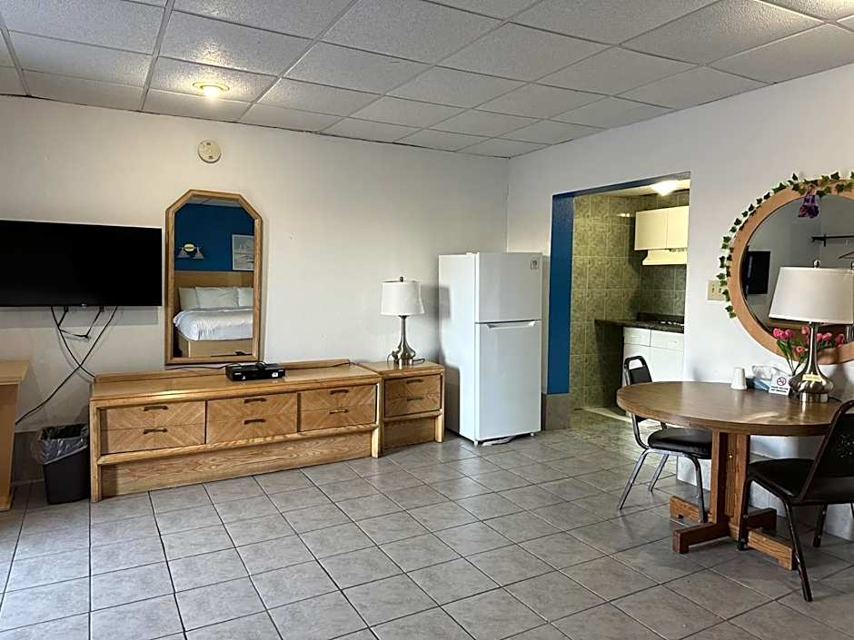 Tides Inn at Stehli Beach