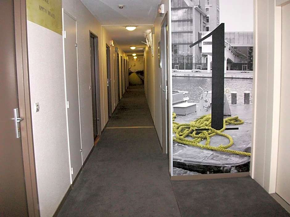 Sejours and Affaires Pantin Charles De Gaulle