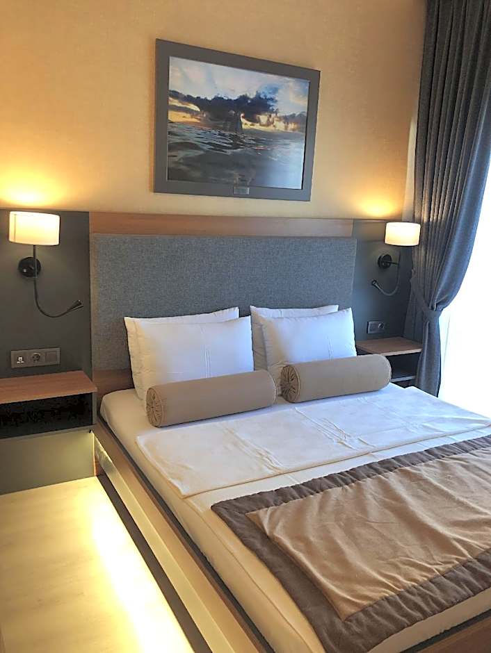 Orange Hotel & Spa