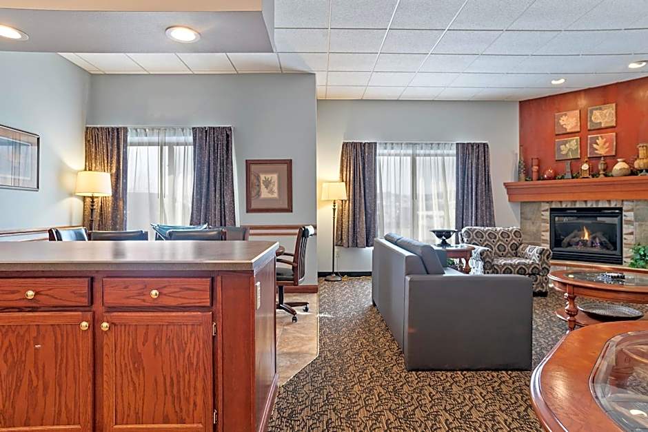 Elevation Inn & Suites, Trademark Collection by Wyndham