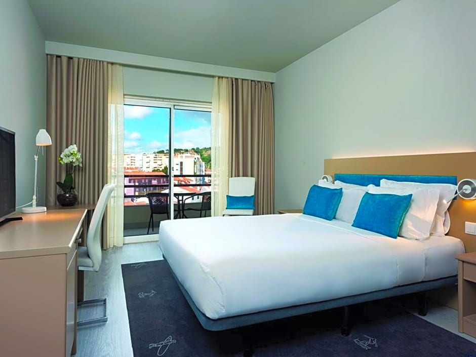 Photo 1 of 1 of 1 Extra Bed, Side Sea View