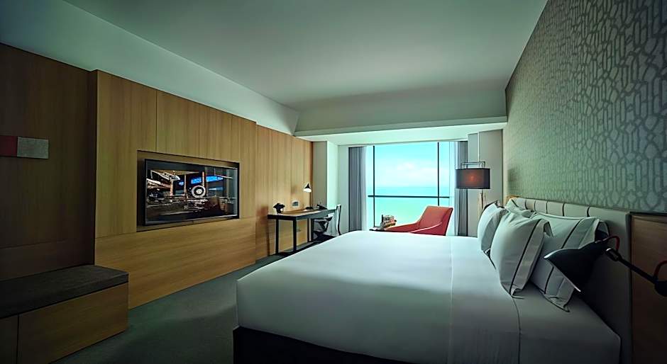 G Hotel Gurney