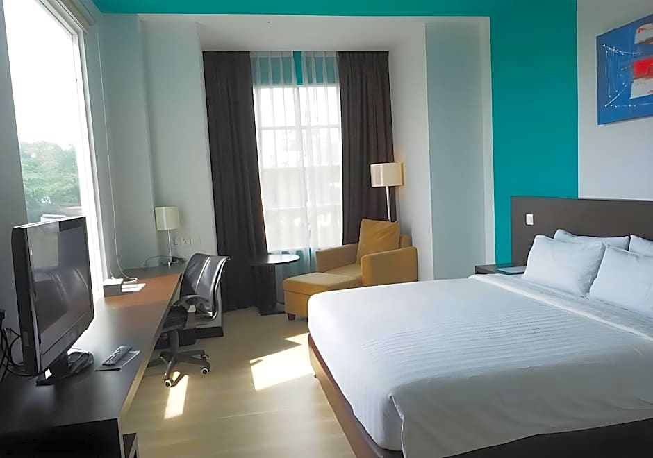 Kings Hotel Nagoya Batam