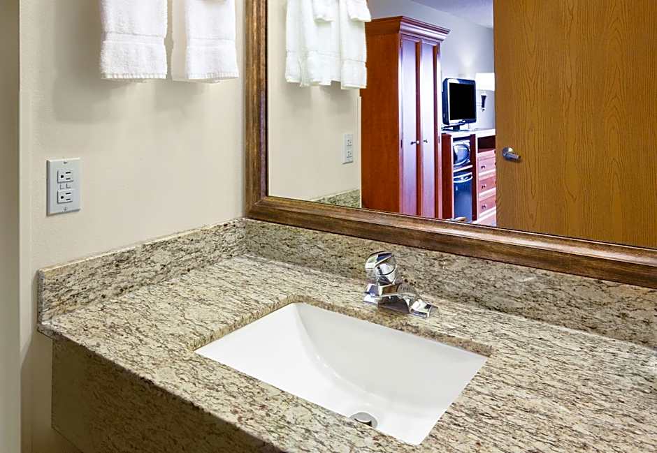 AmericInn by Wyndham Chanhassen