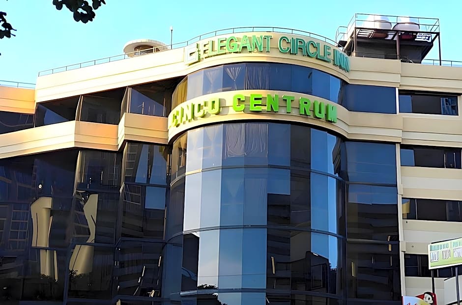 Elegant Circle Inn
