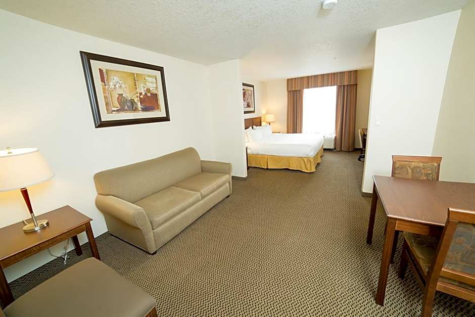 Holiday Inn Express & Suites Drayton Valley By IHG