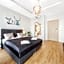 Six Suites, Old Town