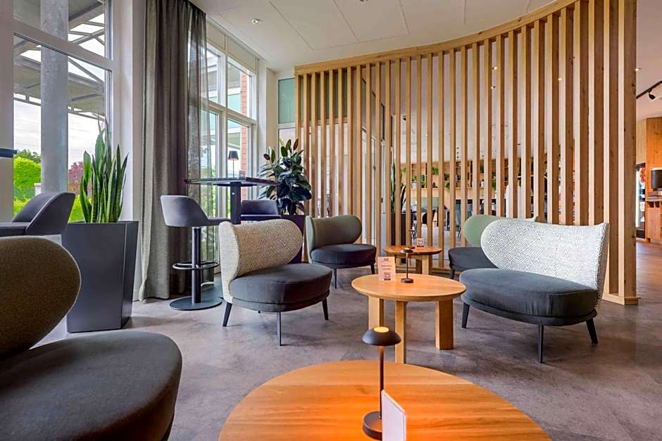 Mercure Kamen Unna