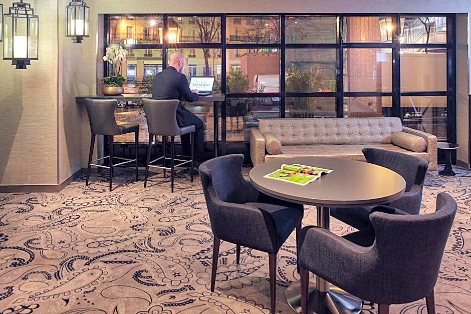 Mercure Tour Eiffel Grenelle