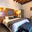 Hotel Casa Sangre de Cristo