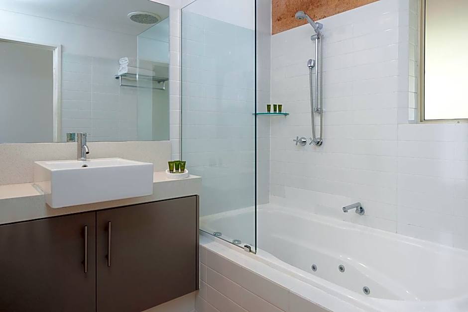 Eight Willows Retreat