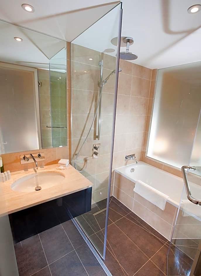 Dorsett Shepherds Bush London