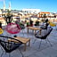 SQUARE HOTEL