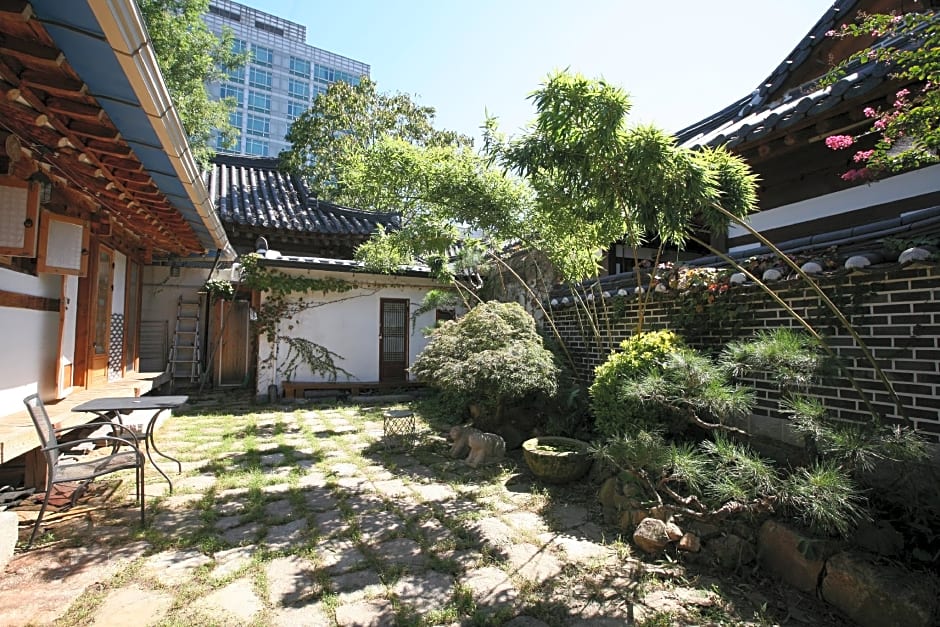Gaeunchae Hanok Guesthouse Jeonju