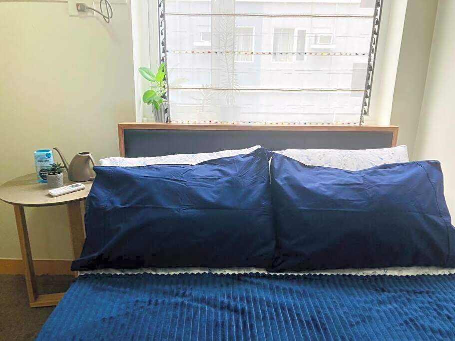 Santorini Inspired 1bedroom Unit at Trees Residences