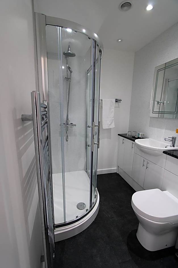 Rose and Crown Hotel & Hope and Anchor Bar