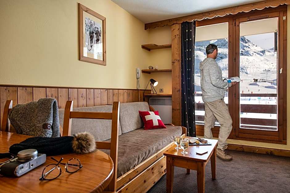 Le Cheval Blanc - Village Montana