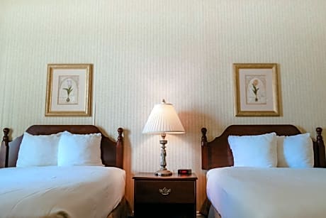 Standard Double Room with Two Double Beds