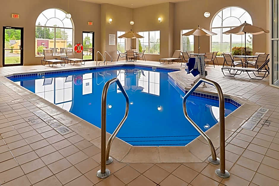 Holiday Inn Express & Suites St Marys By IHG