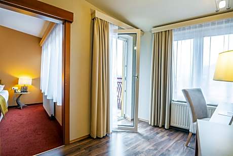 Suite with River View