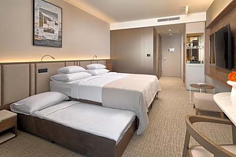 Superior Double Room, Extra Bed, Sea Side, Terrace