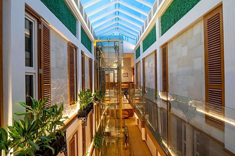 The Radh Hotel