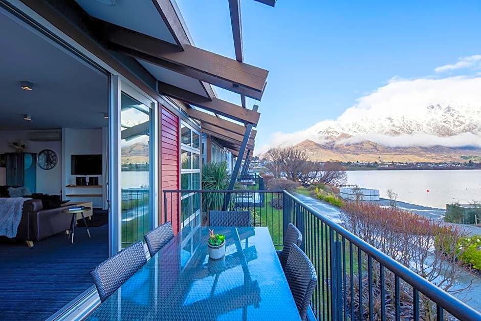 Marina Apartments - Element Escapes