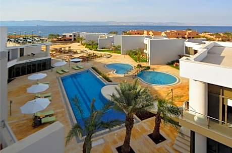 Public Security Hotel & Chalets