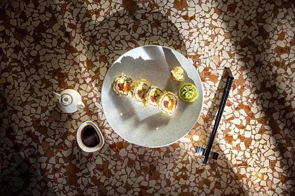 Lone Hotel by Maistra Collection