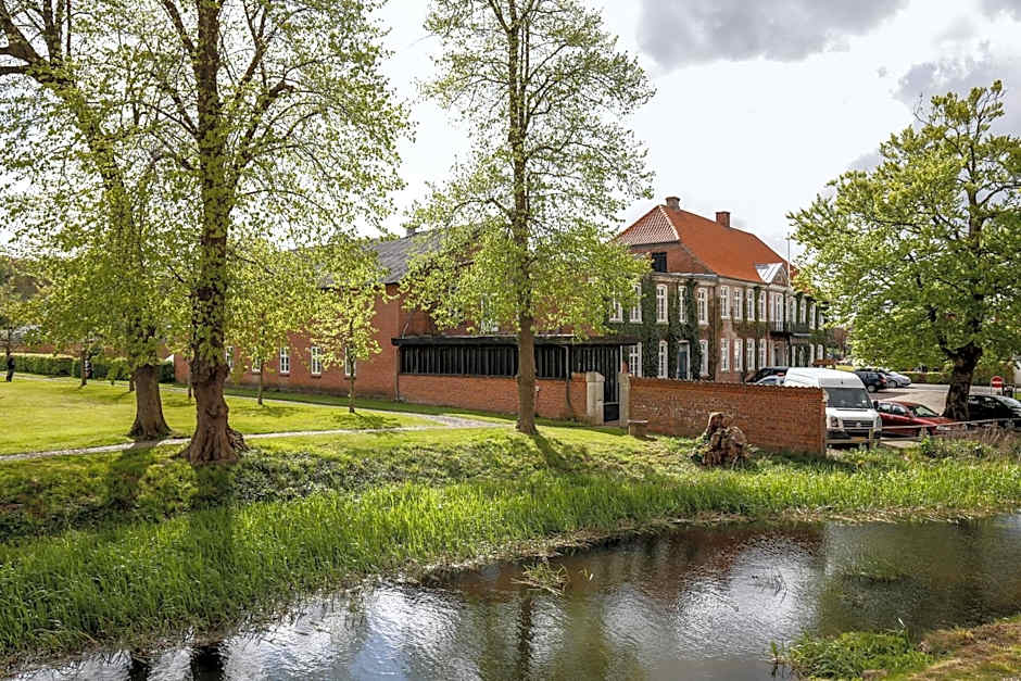Slotskro & Gæstgivergård ved Gram Slot