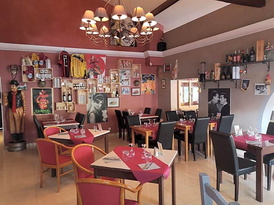 Atoll Hotel restaurant