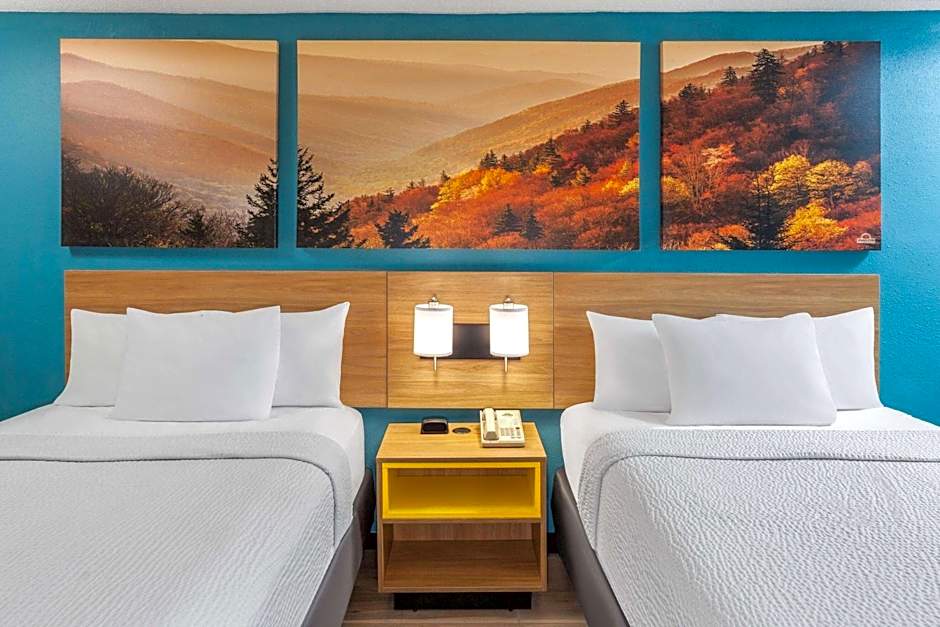 Days Inn by Wyndham Shelby