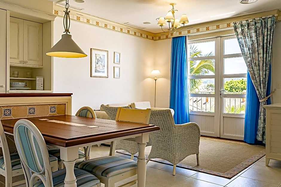 Beachfront Studios at IL Campanario Resort ILCTOP