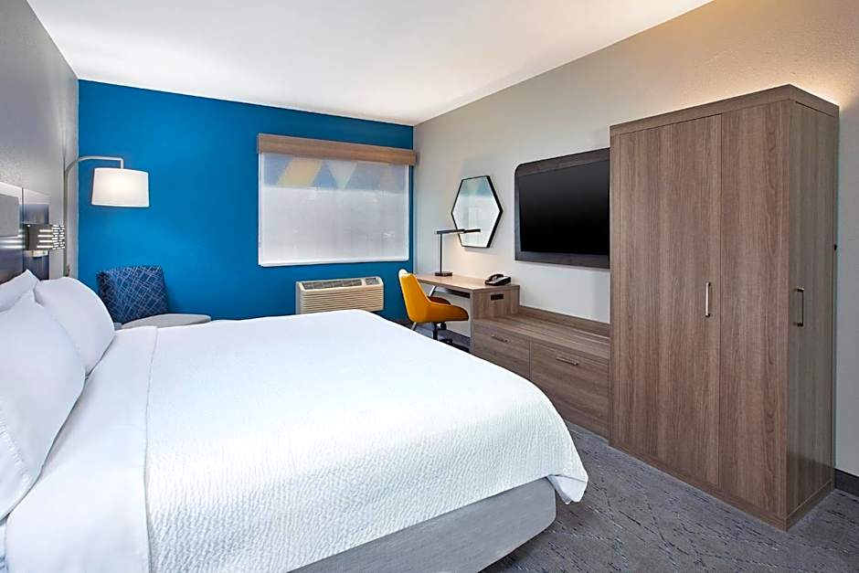 Holiday Inn Express Hotel & Suites Wauseon By IHG