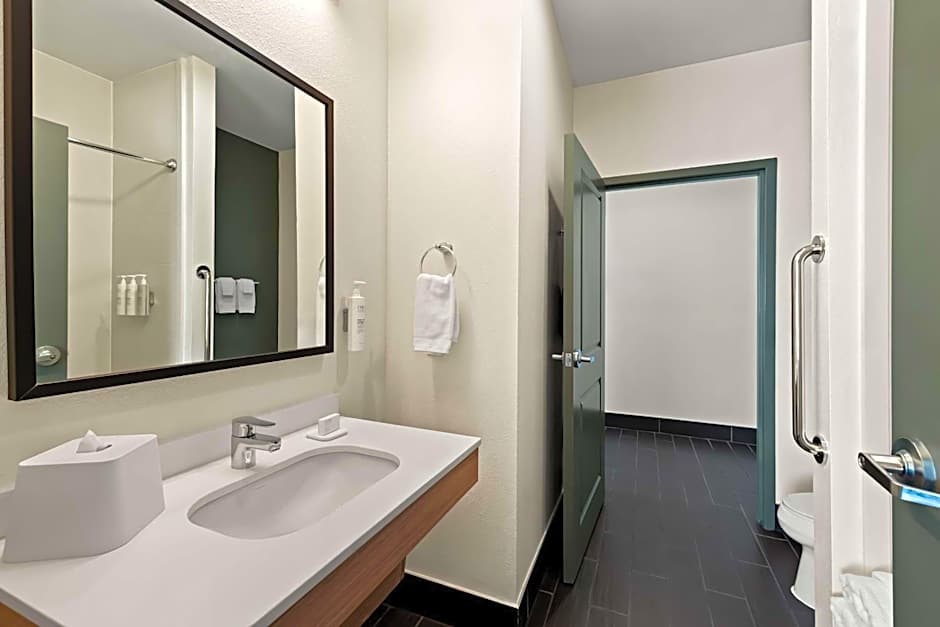 Spark by Hilton Little Rock West