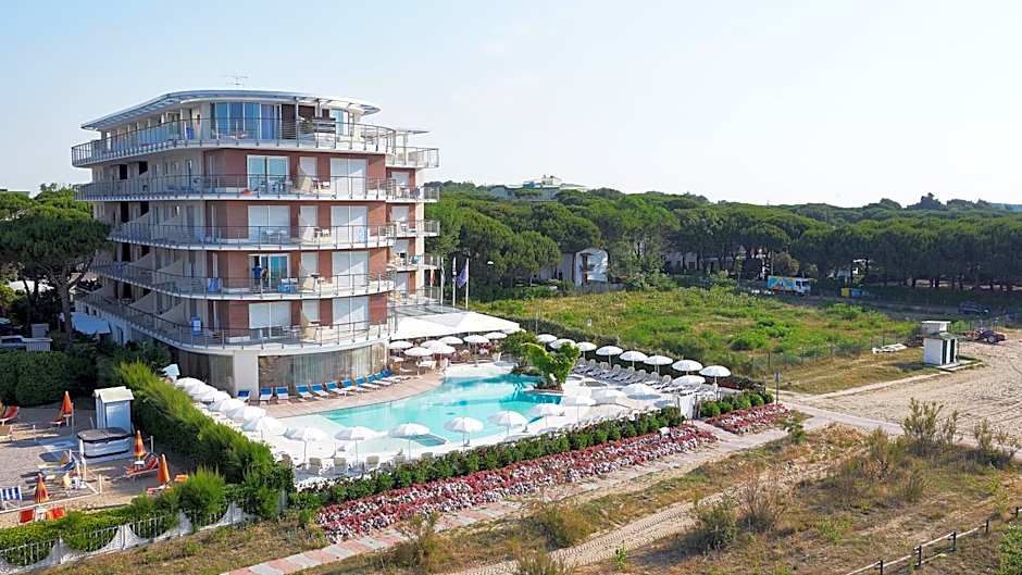 Jesolopalace Hotel & Aparthotel
