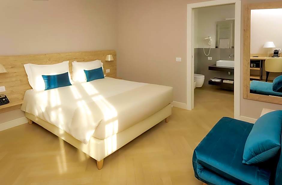 Bergamo Inn 43